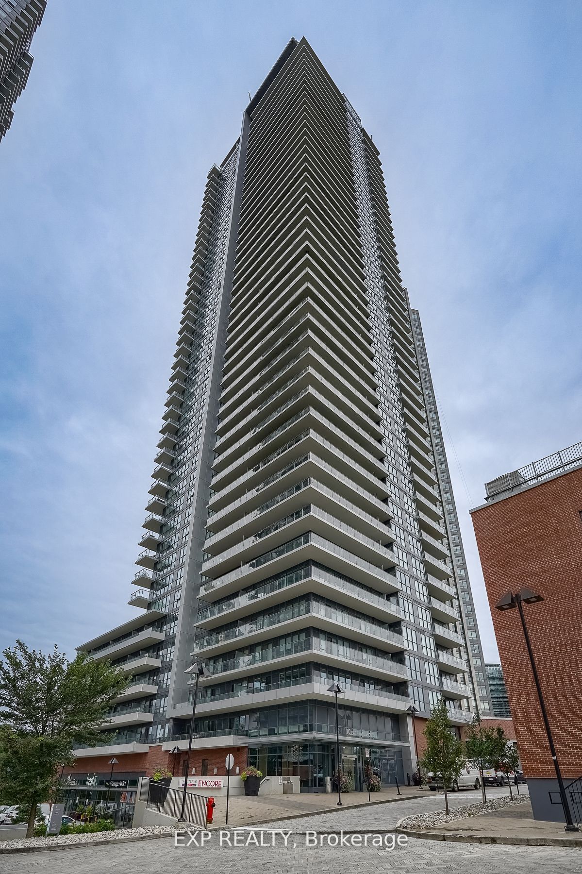 10 Park Lawn Rd, unit 1902 for rent - image #1