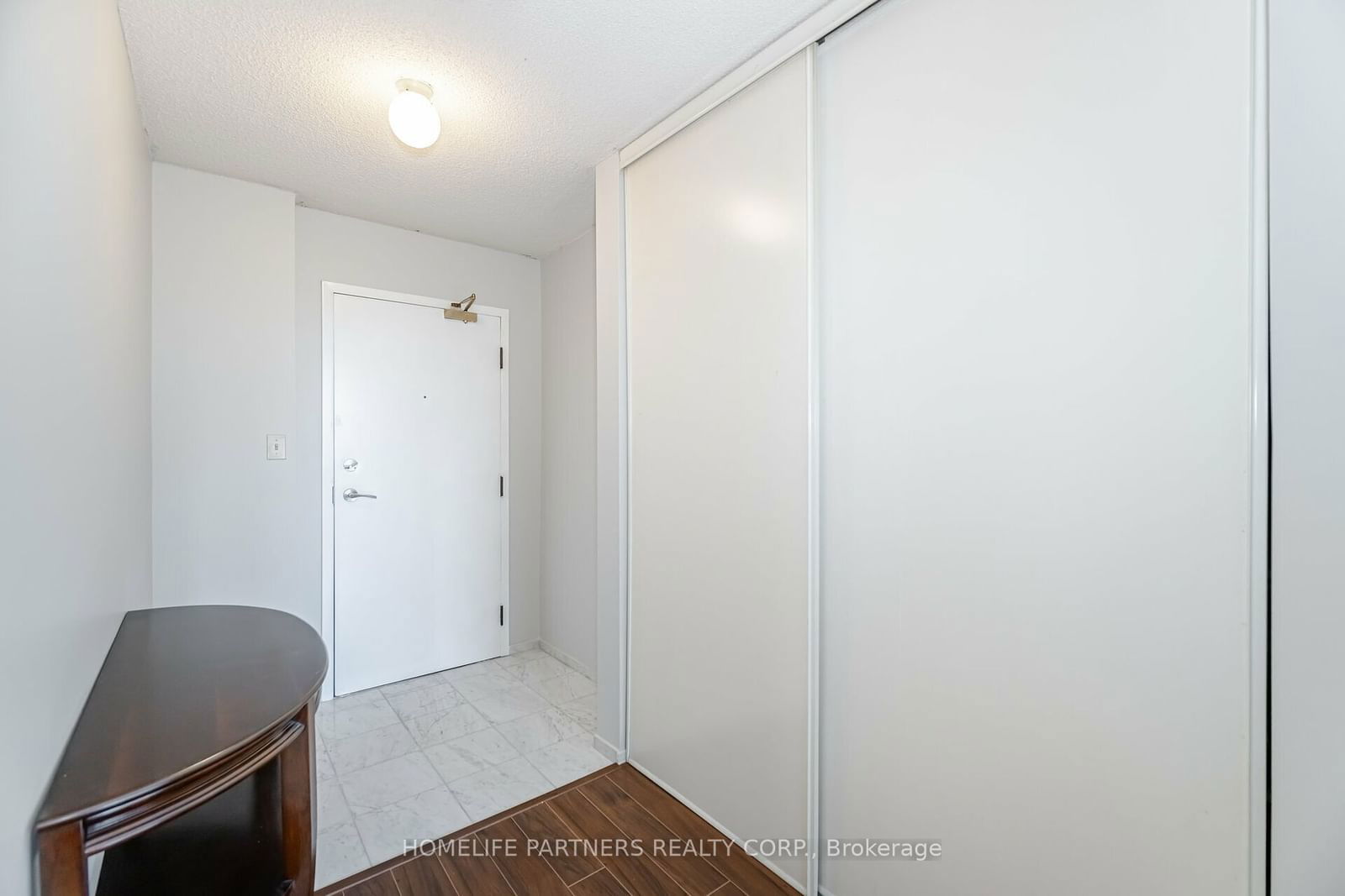 350 Webb Dr, unit 408 for sale - image #5