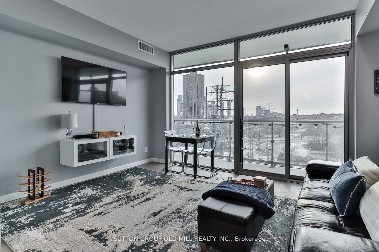 105 The Queensway, unit 506 for rent - image #9