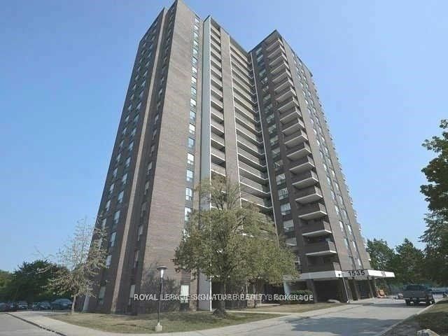 1535 Lakeshore Rd E, unit 807 for rent - image #1