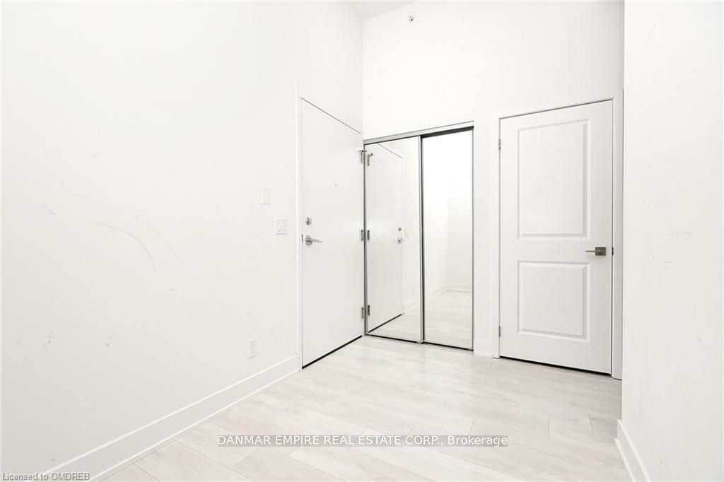 297 Oak Walk Dr, unit 317 for sale - image #3