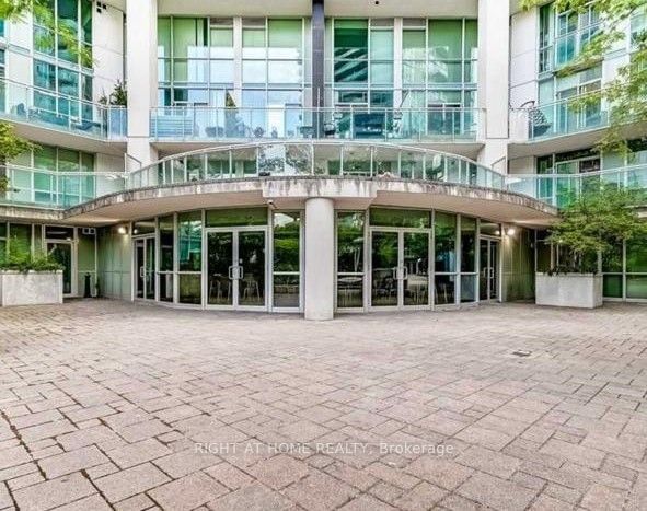 3939 Duke Of York Blvd, unit 2307 for rent - image #2