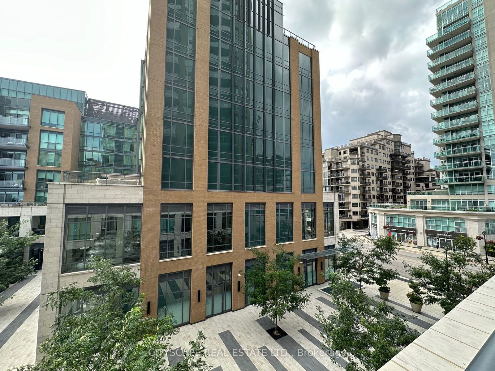 2060 Lakeshore Rd, unit 311 for rent - image #18