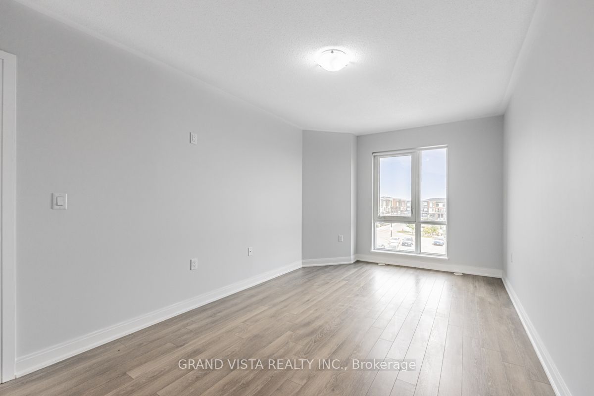 100 Dufay Rd, unit 07 for sale - image #18