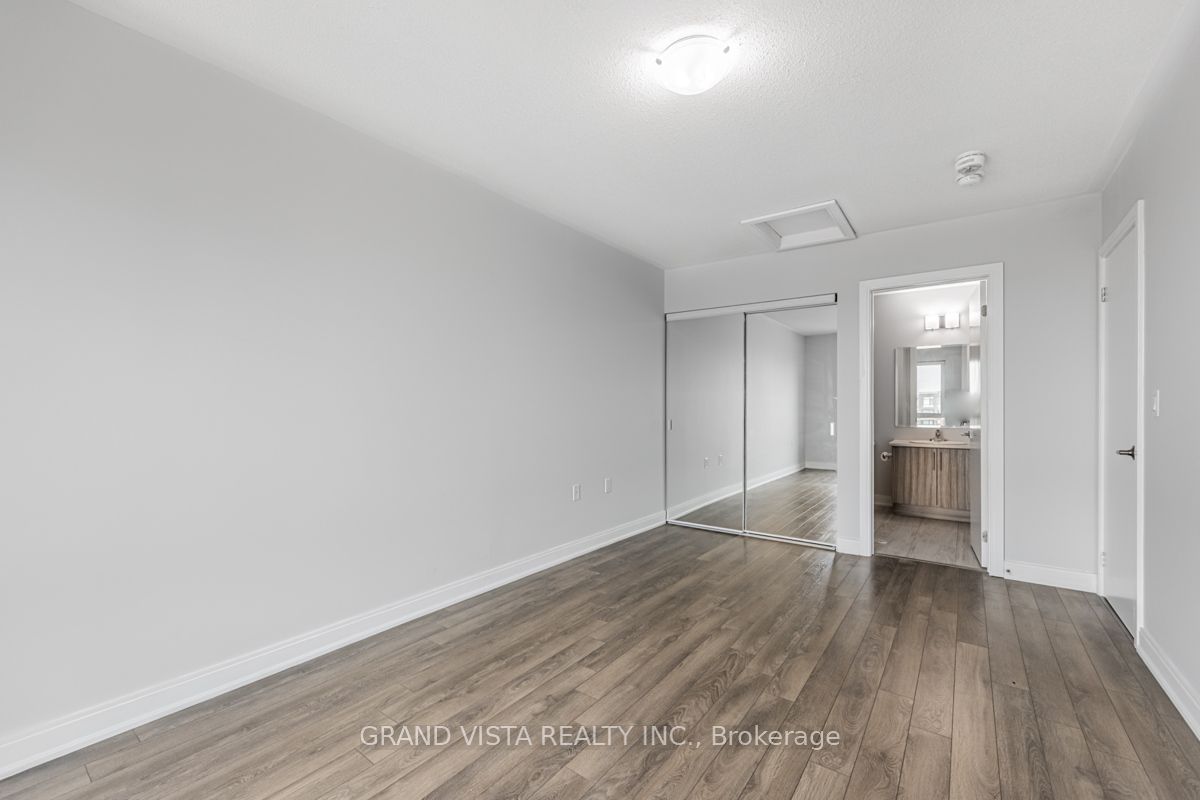 100 Dufay Rd, unit 07 for sale - image #19