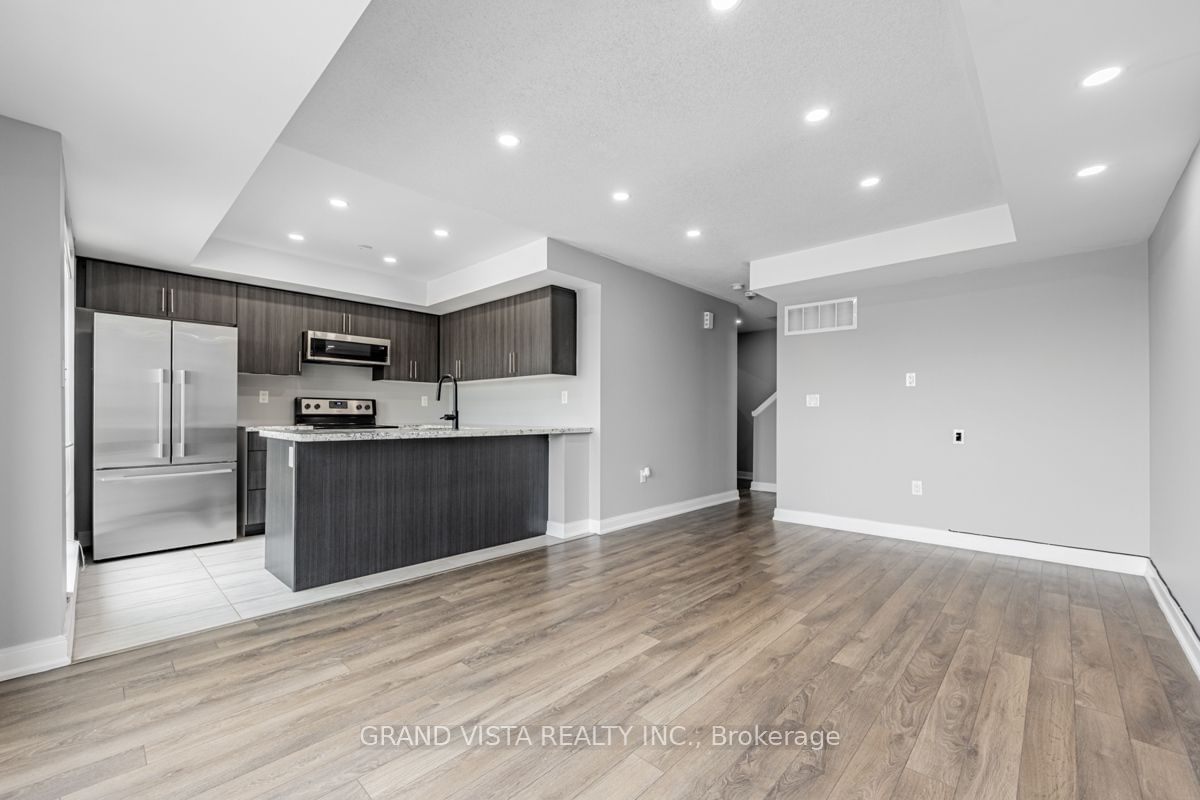 100 Dufay Rd, unit 07 for sale - image #9