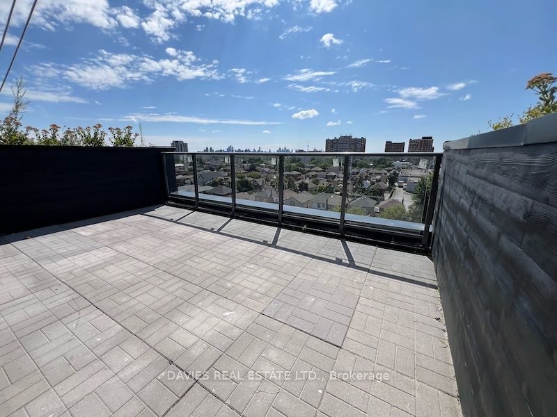 2433 Dufferin St, unit 805 for rent - image #23