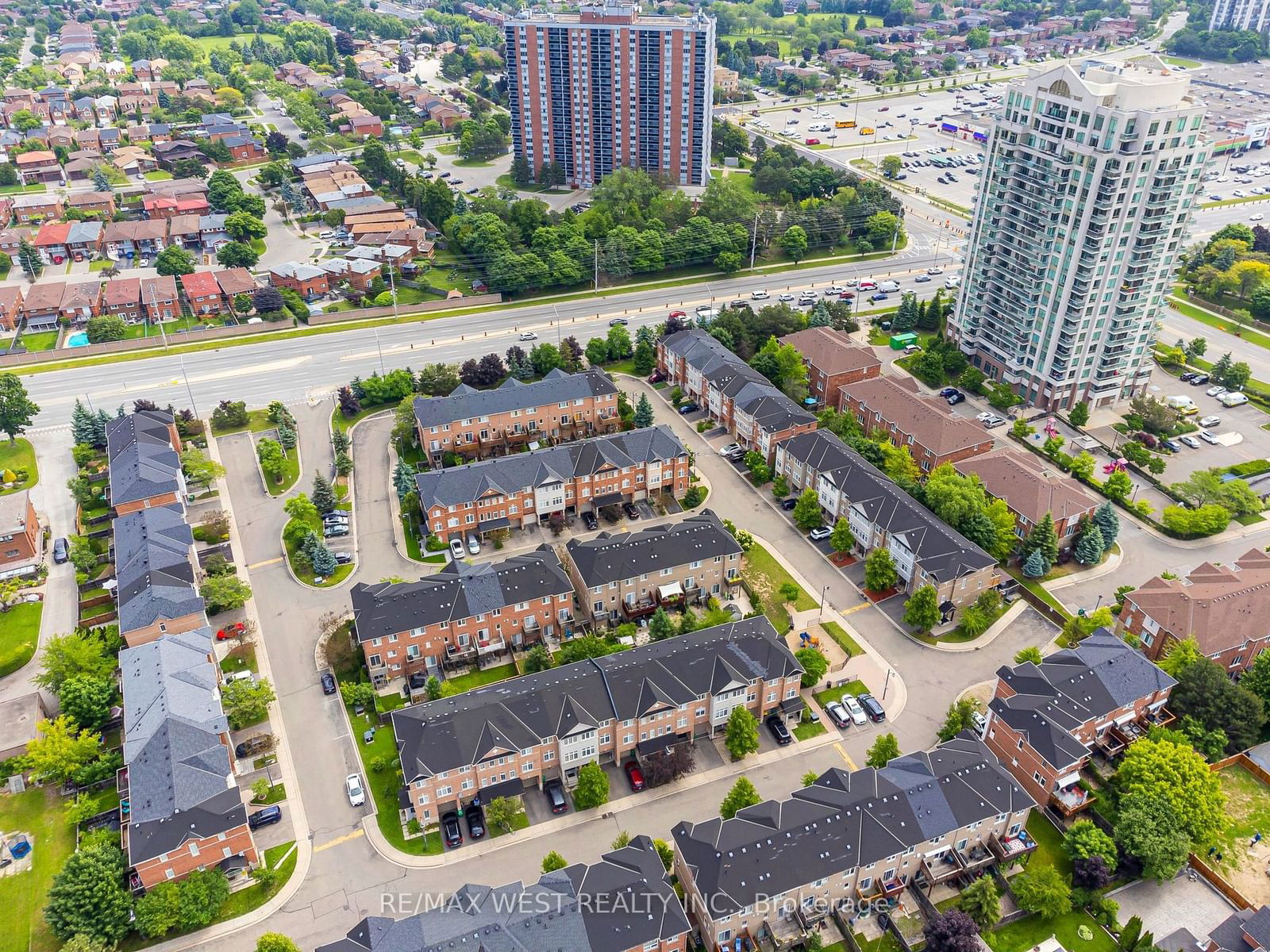 The Capri Townhomes, Mississauga, Toronto