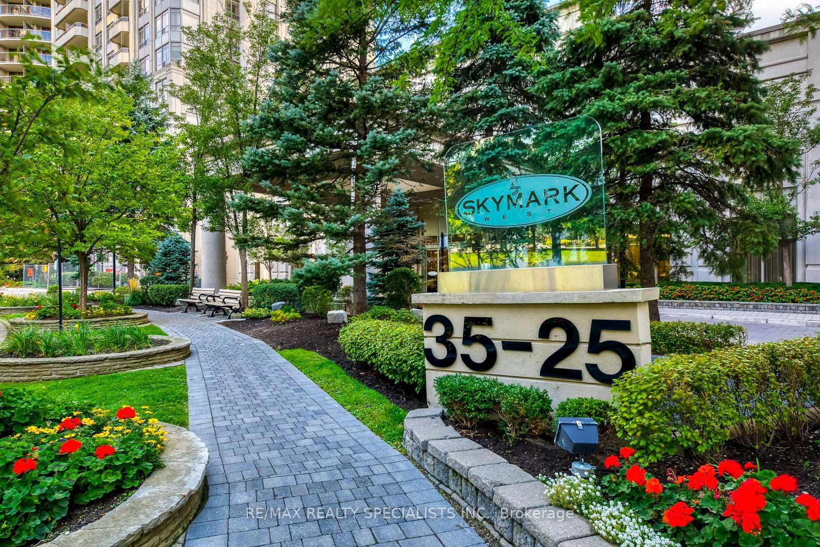 35 Kingsbridge Garden Circ, unit 2202 for sale - image #3