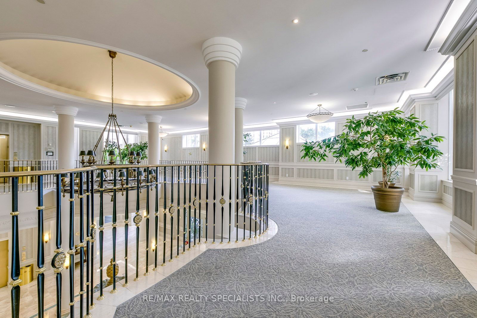 35 Kingsbridge Garden Circ, unit 2202 for sale - image #5