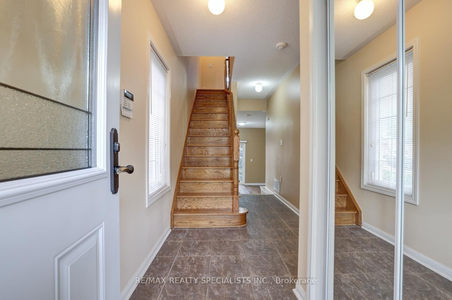 3030 Breakwater Crt, unit 262 for sale - image #4