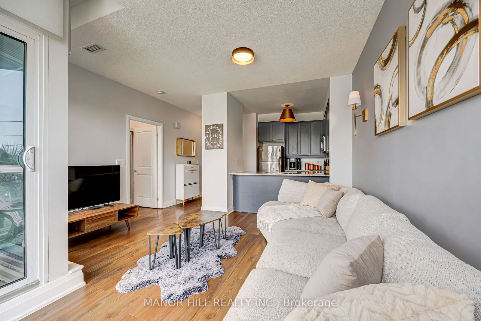 1185 The Queensway, unit 409 for sale - image #1