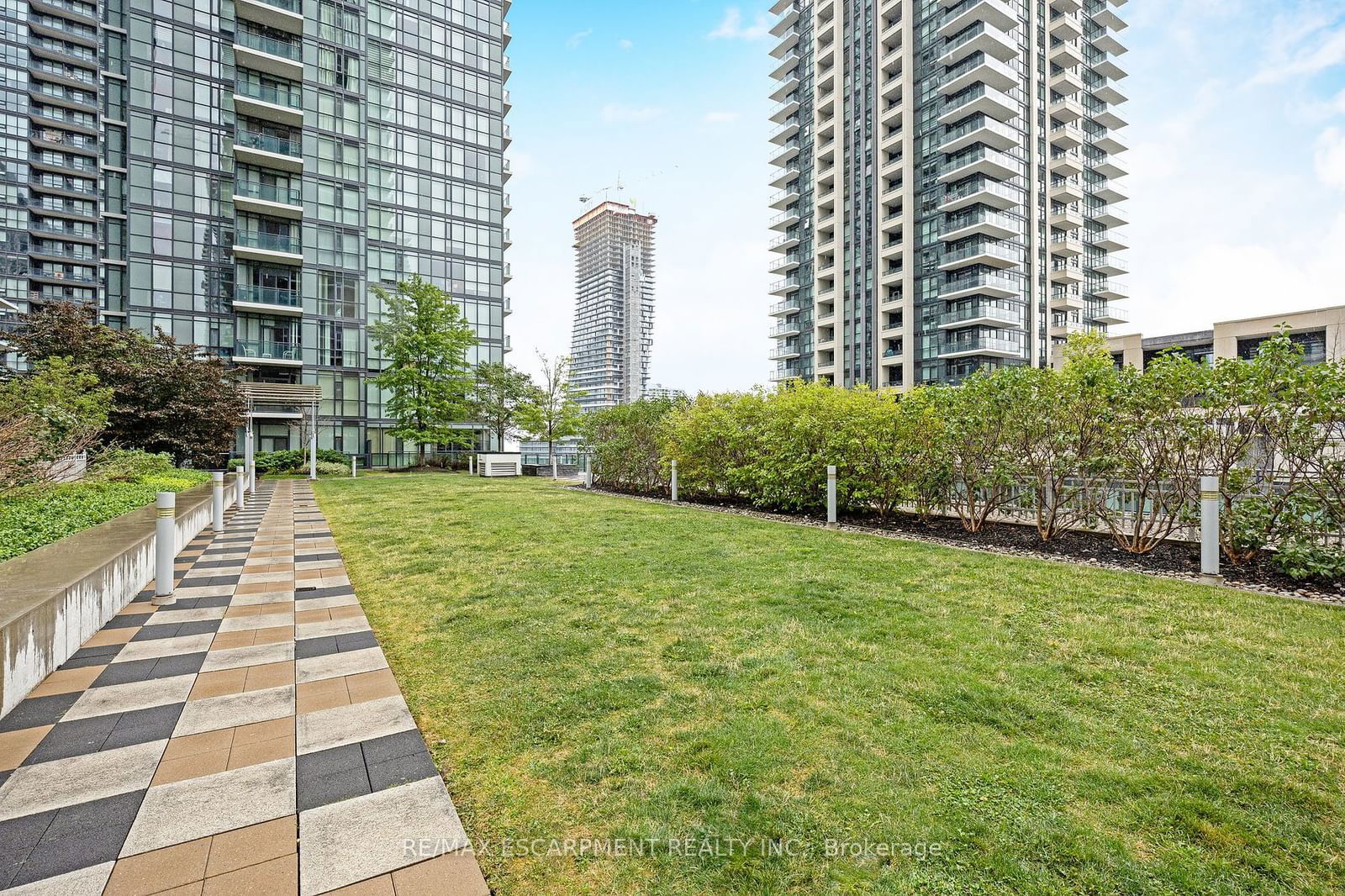 4099 Brickstone Mews, unit 2807 for sale - image #34