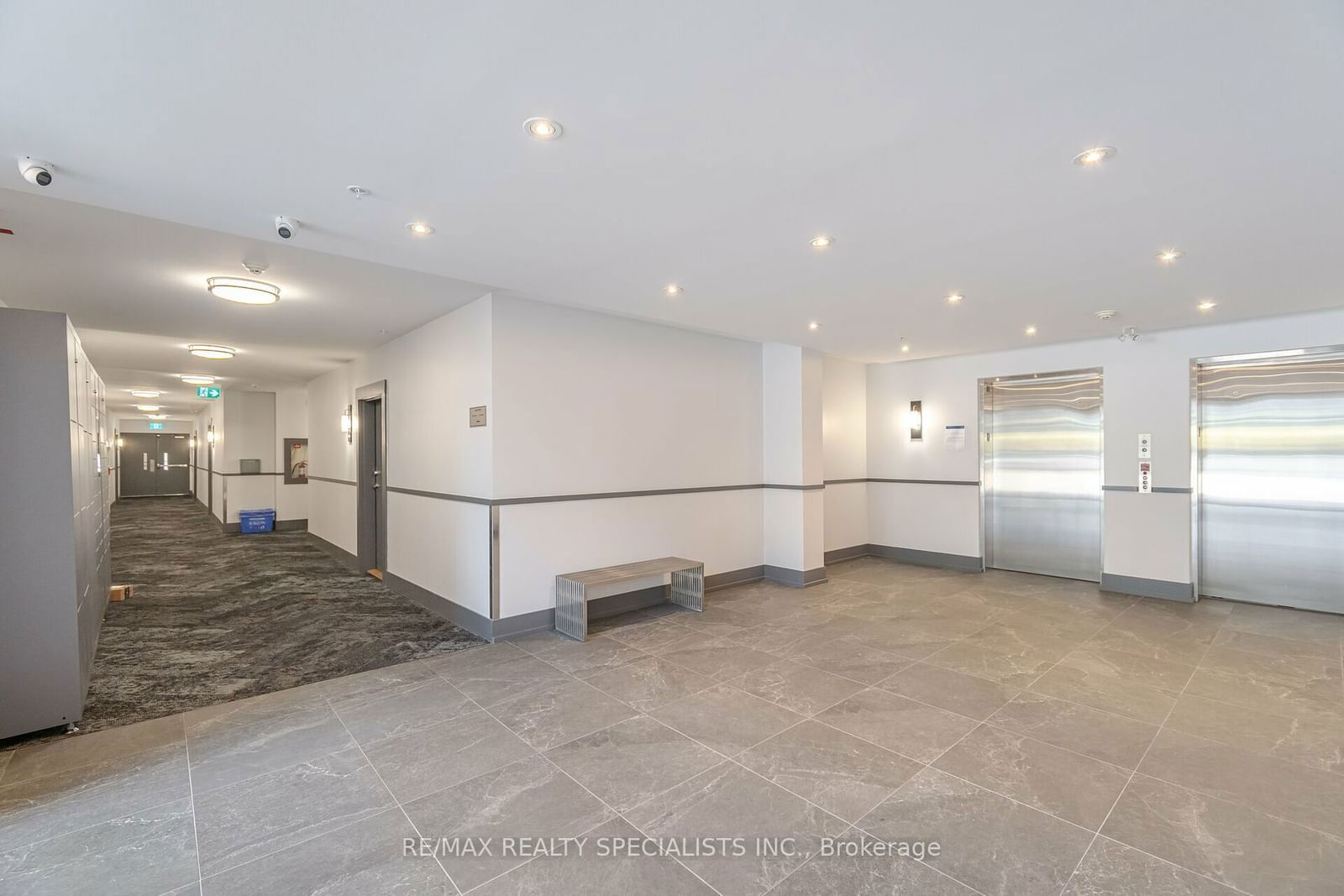 570 Lolita Gdns, unit 244 for sale - image #25