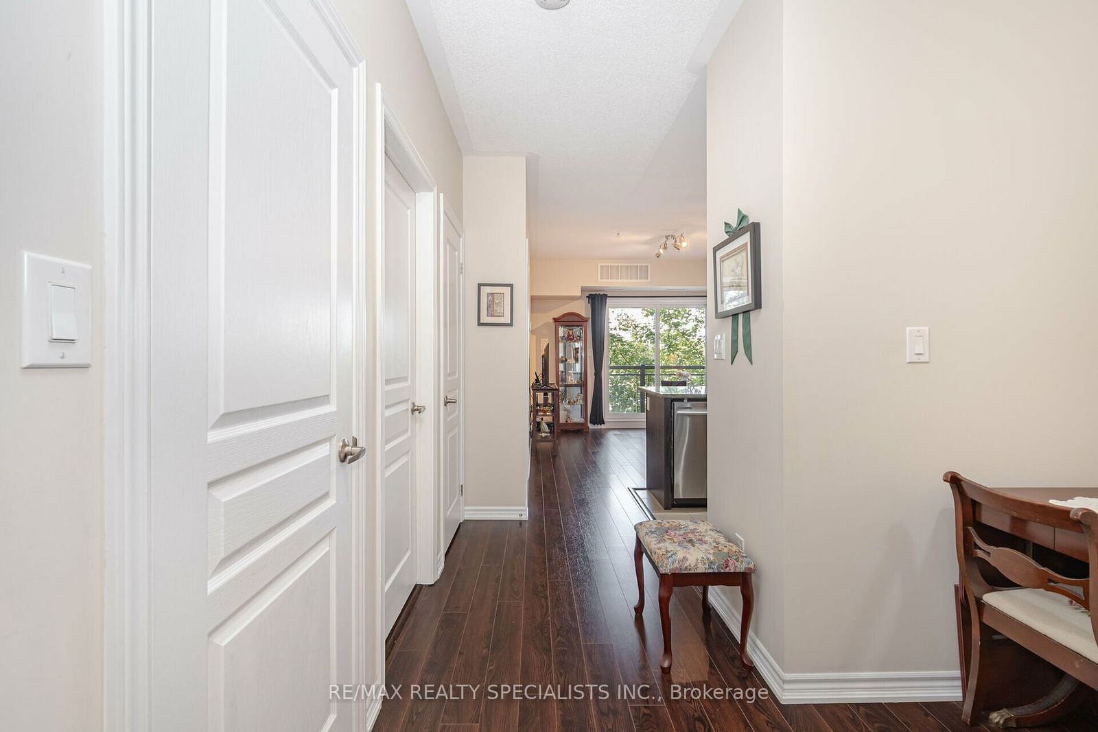 570 Lolita Gdns, unit 244 for sale