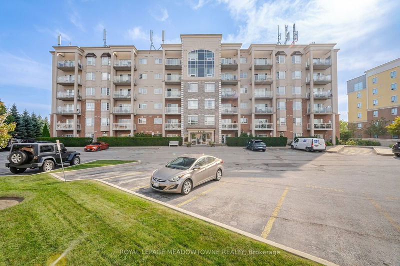 1379 Costigan Rd, unit 607 for sale - image #1