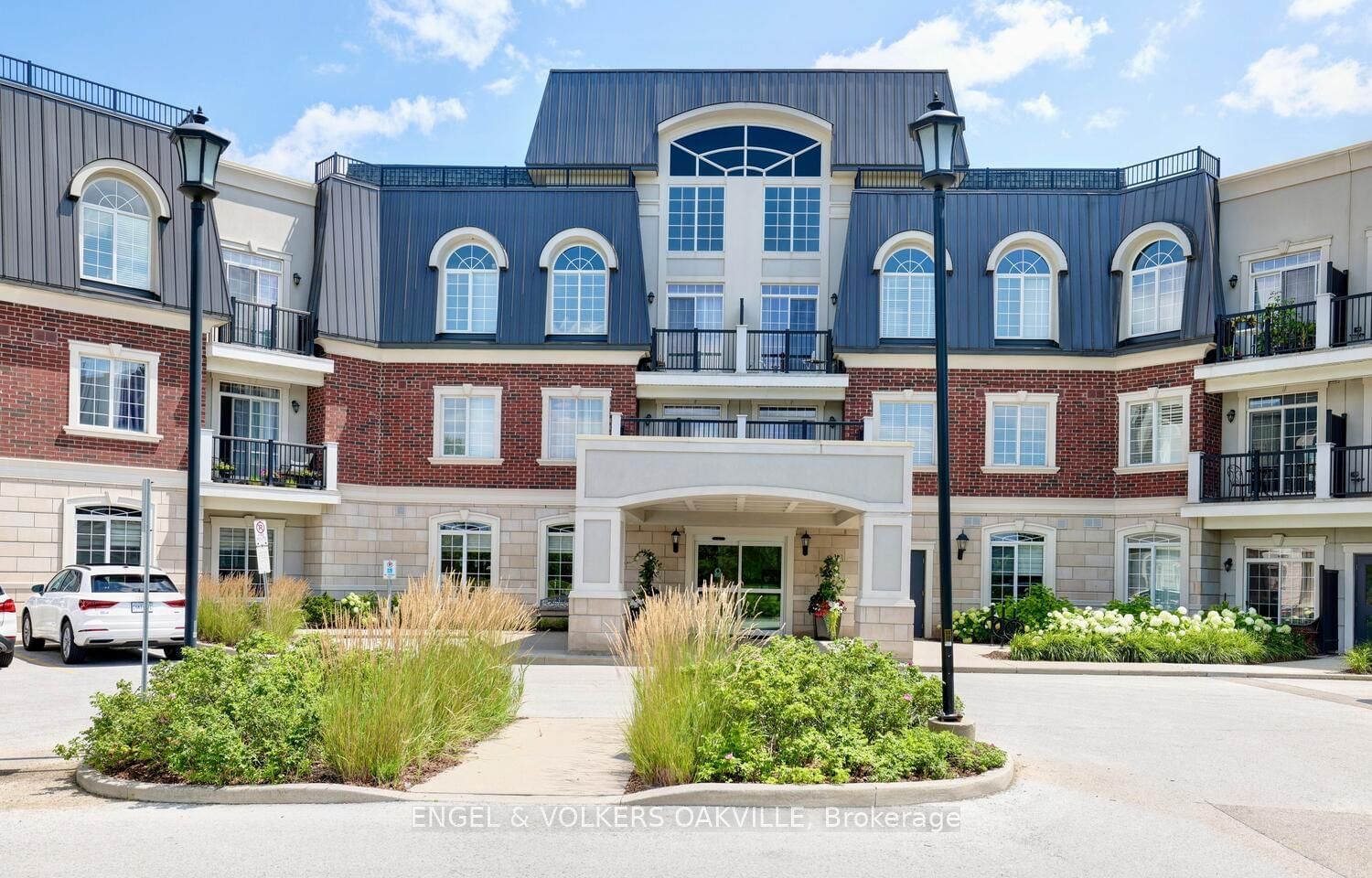 Balmoral Condos, Oakville, Toronto