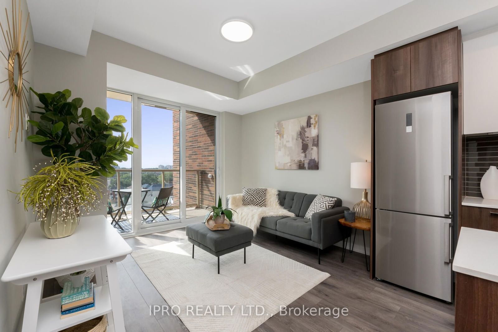 1787 St Clair Ave W, unit 822 for sale - image #10