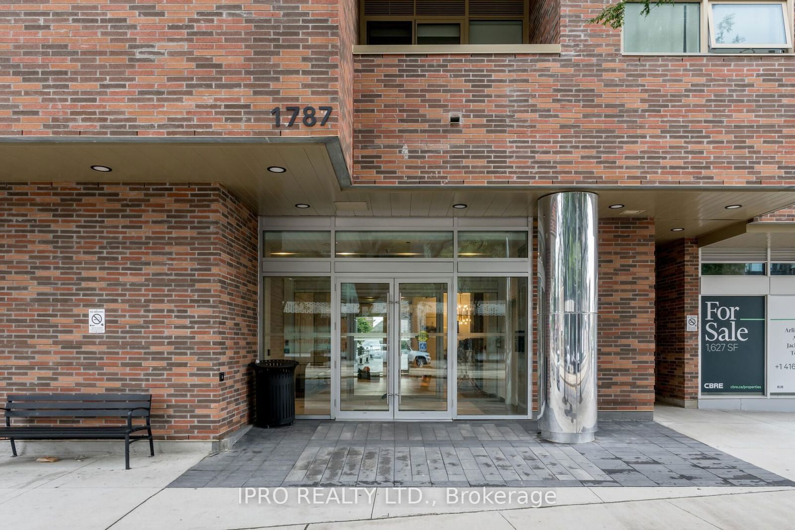 1787 St Clair Ave W, unit 822 for sale