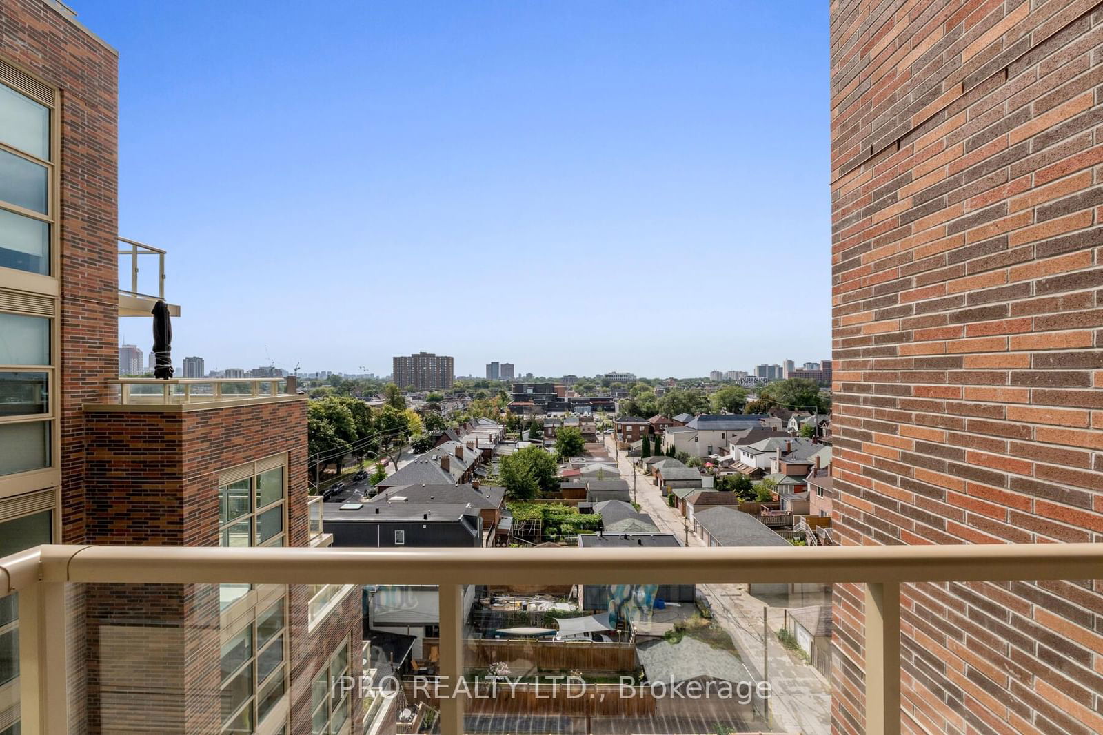 1787 St Clair Ave W, unit 822 for sale - image #25