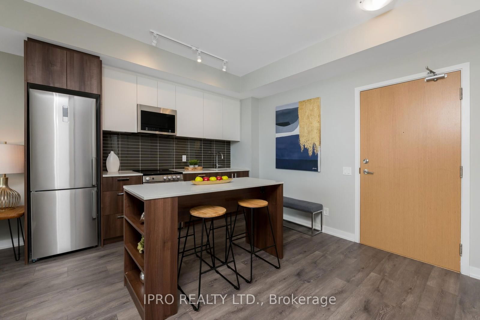 1787 St Clair Ave W, unit 822 for sale