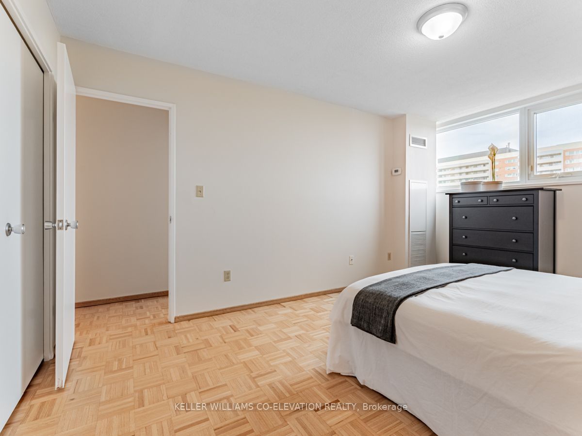 250 Scarlett Rd, unit 1305 for sale - image #18