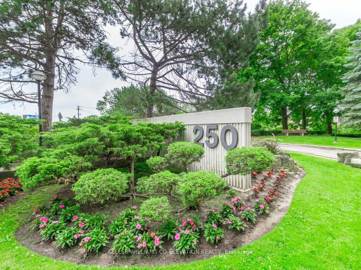 250 Scarlett Rd, unit 1305 for sale