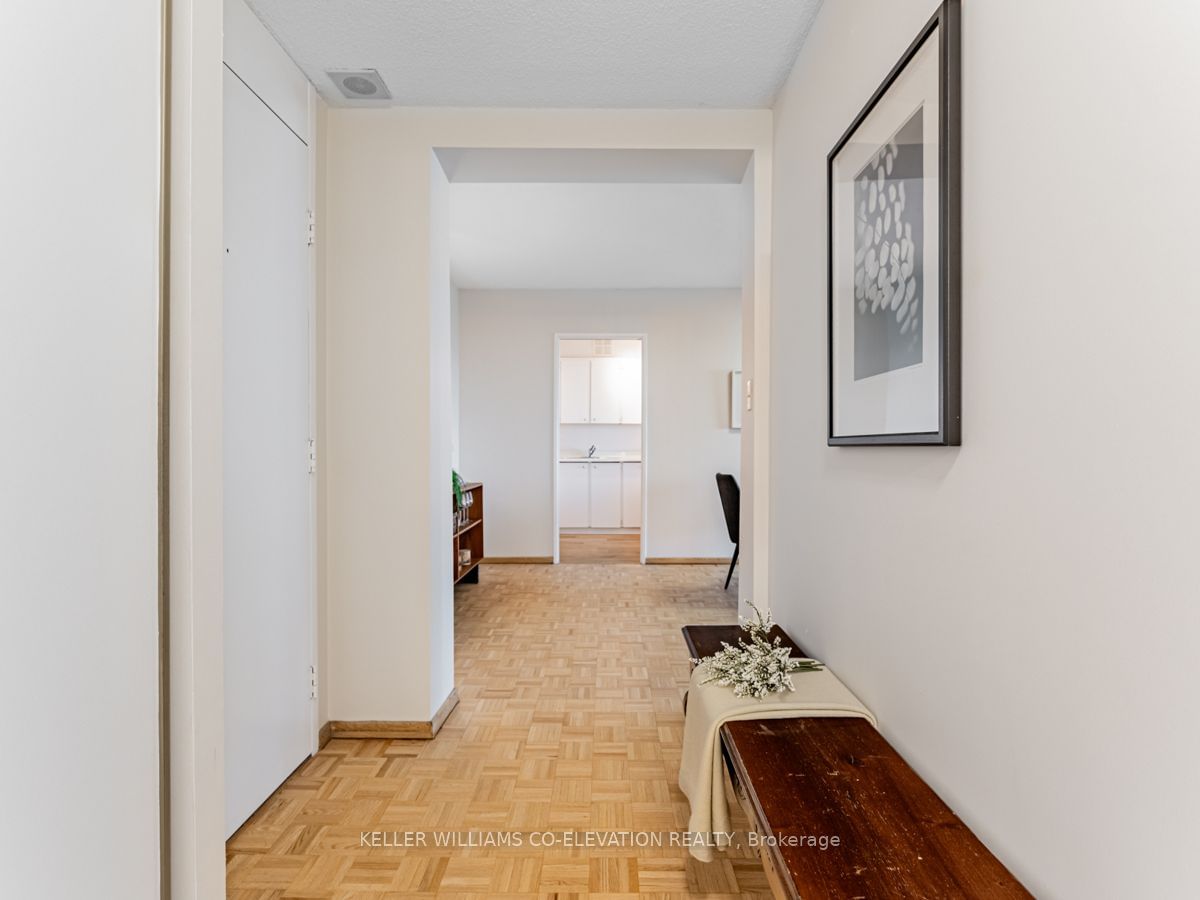 250 Scarlett Rd, unit 1305 for sale - image #5