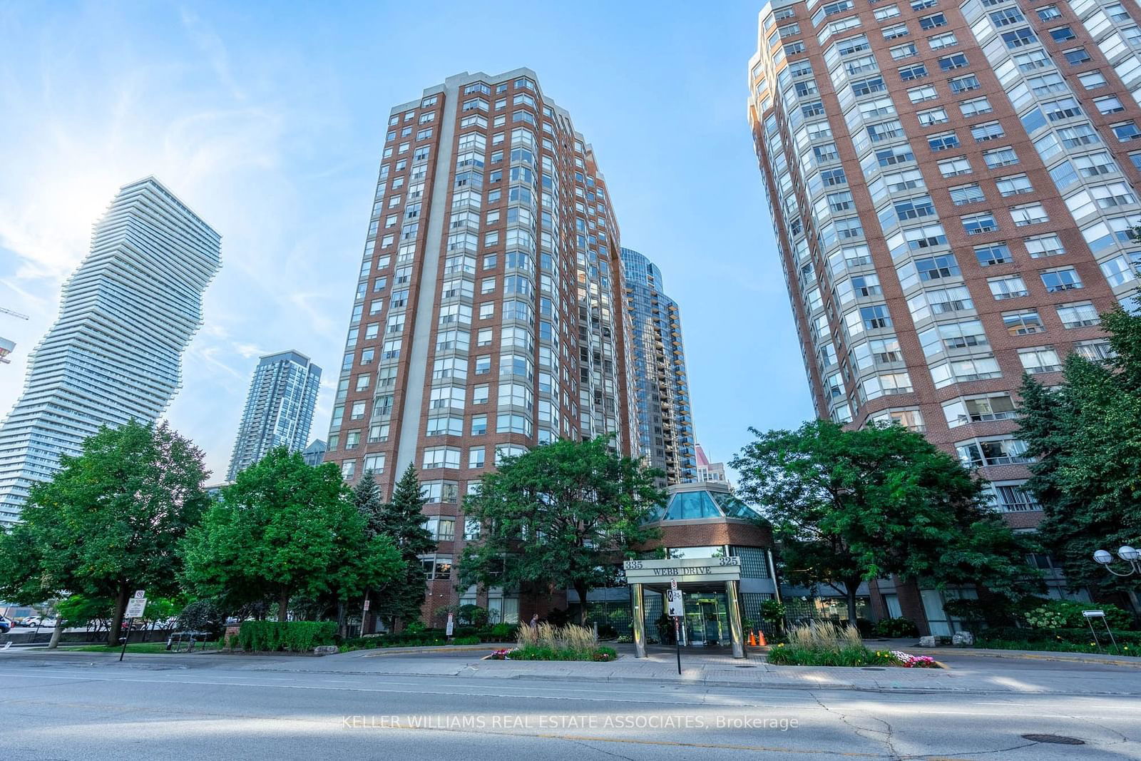 335 Webb Dr, unit 1511 for sale - image #2