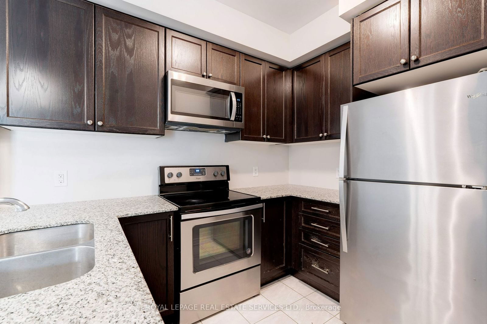 2388 Khalsa Gate, unit 205 for sale - image #13