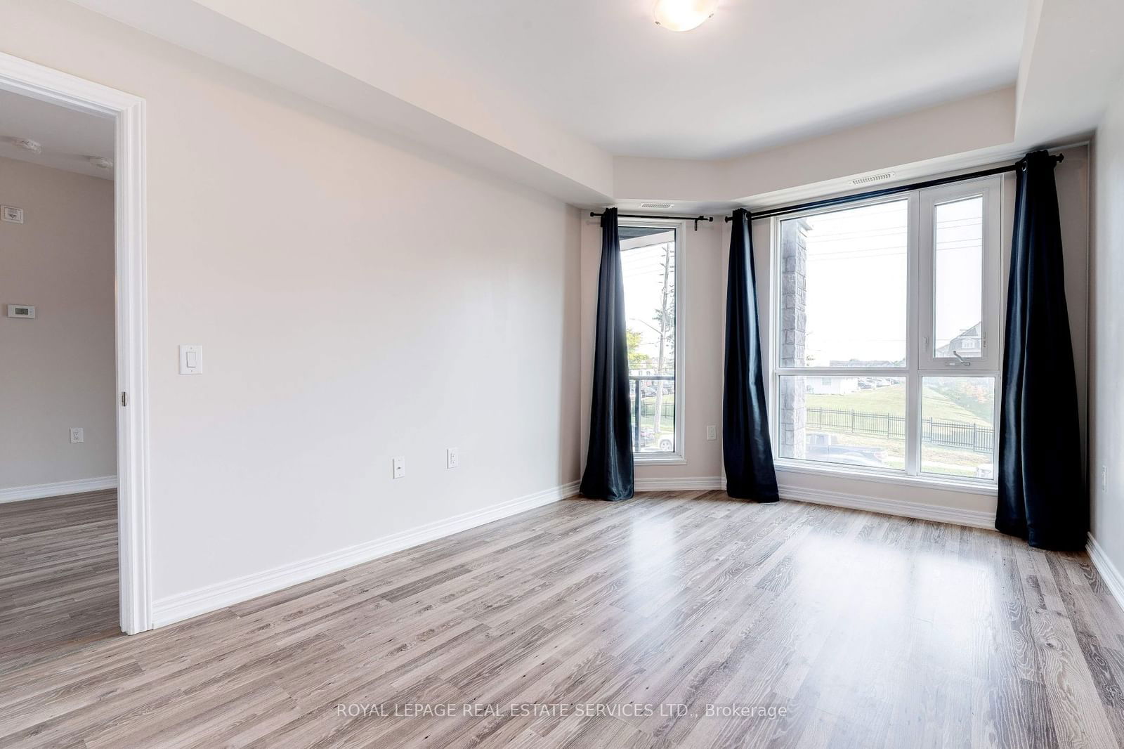 2388 Khalsa Gate, unit 205 for sale - image #19