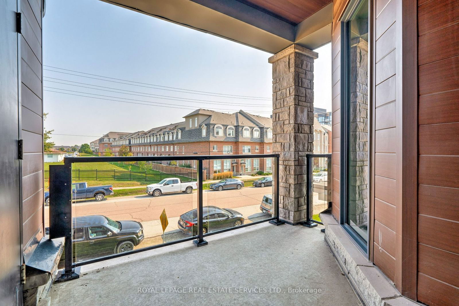 2388 Khalsa Gate, unit 205 for sale - image #25