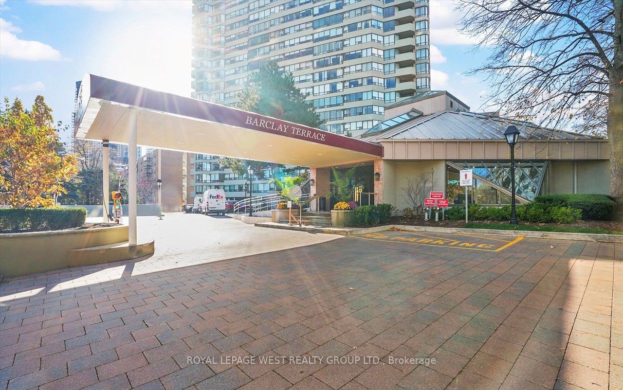 1300 Islington Ave, unit 1702 for rent - image #2