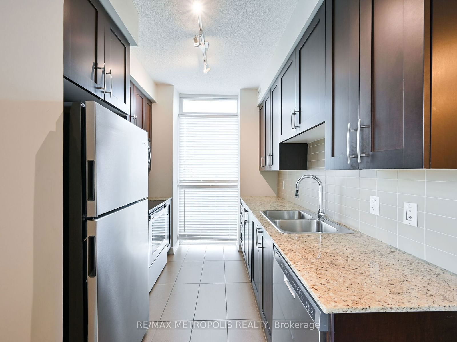 4070 Confederation Pkwy, unit 1004 for rent - image #12