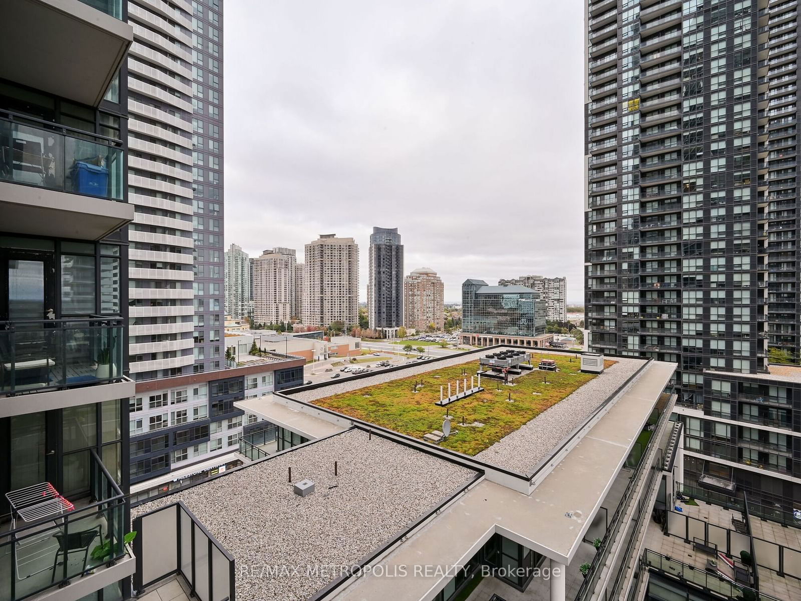 4070 Confederation Pkwy, unit 1004 for rent - image #35