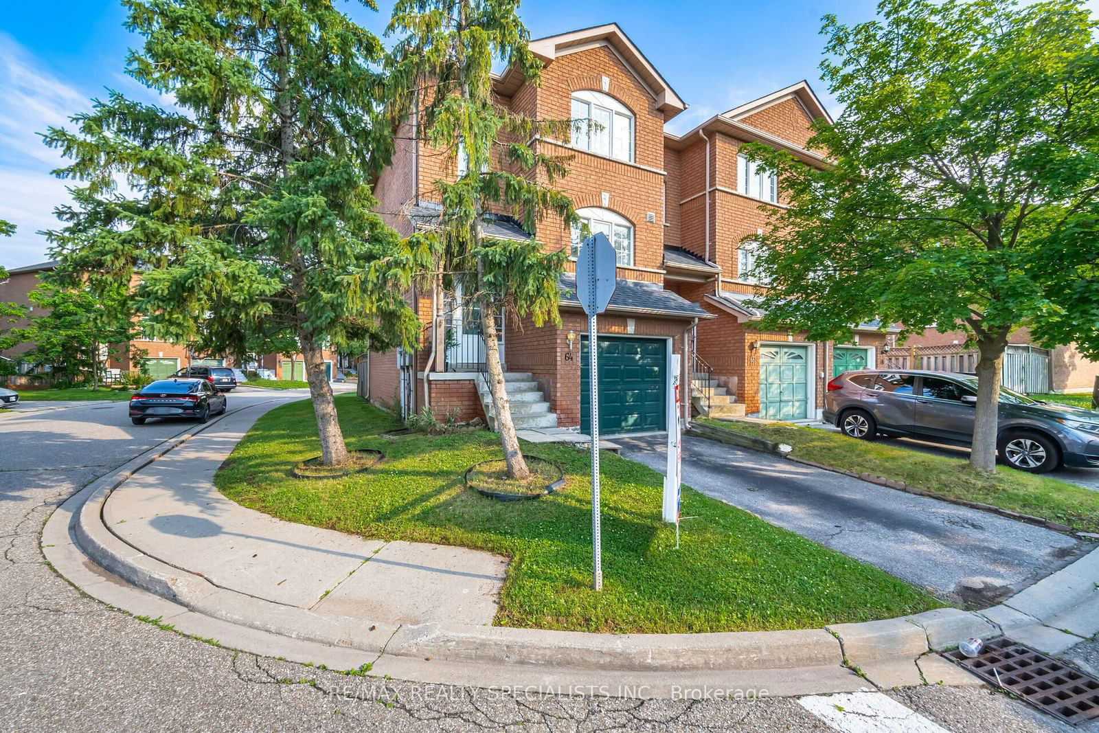 65 Brickyard Way Townhomes, Brampton, Toronto