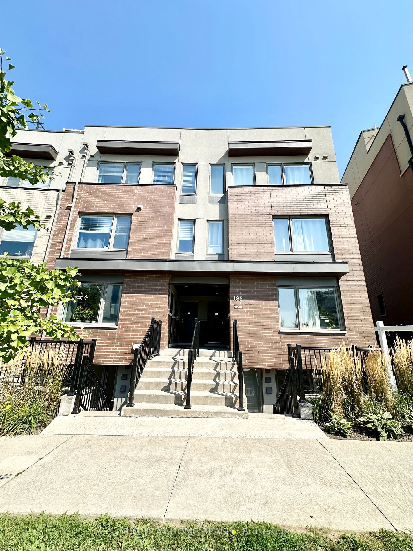 185 William Duncan Rd, unit 9 for rent - image #27