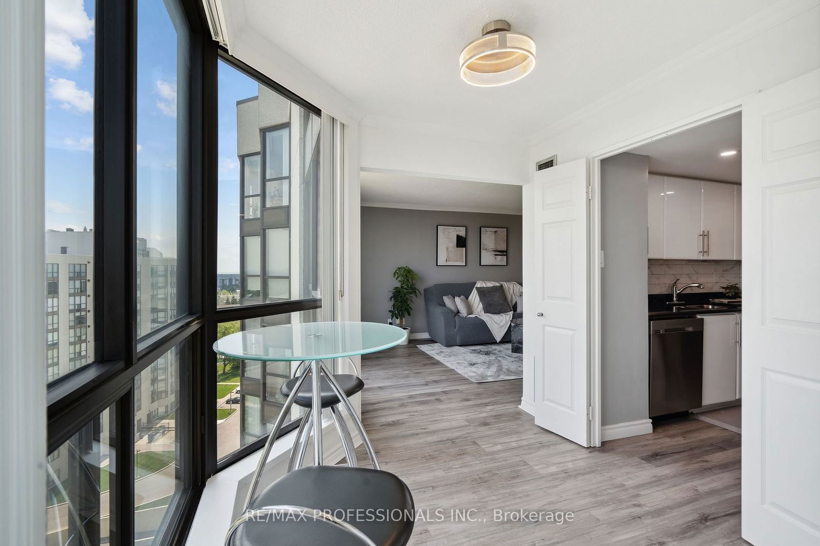 1155 Bough Beeches Blvd, unit 1405 for sale - image #33