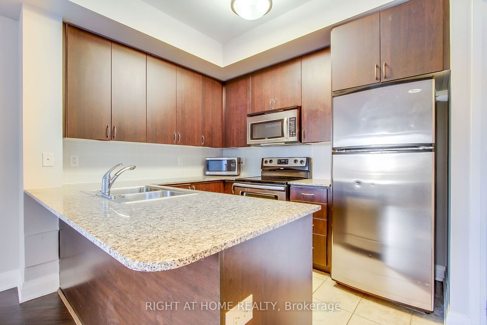 1060 Sheppard Ave W, unit 327 for sale - image #17