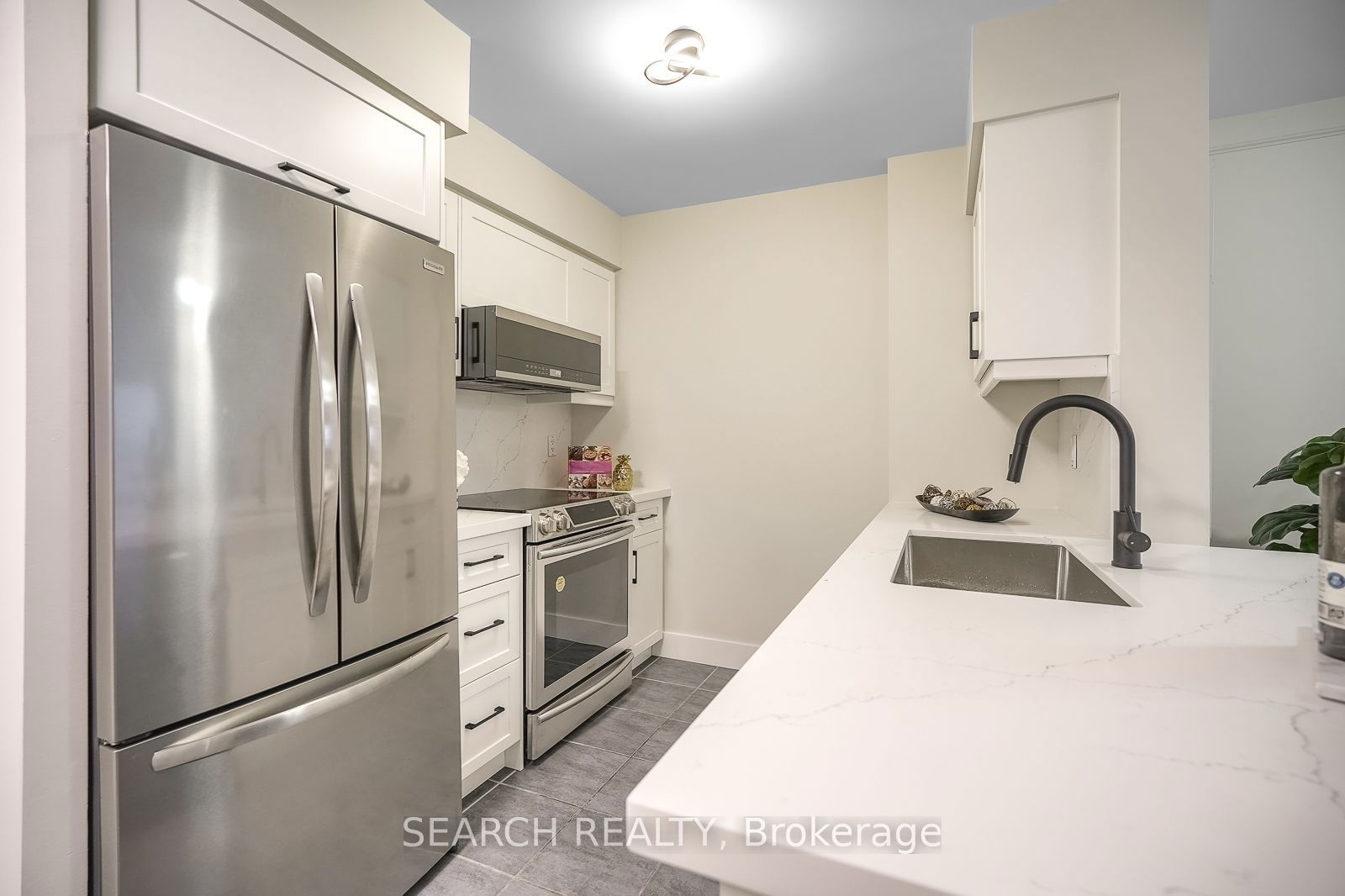 60 Heintzman St, unit 1028 for sale - image #12