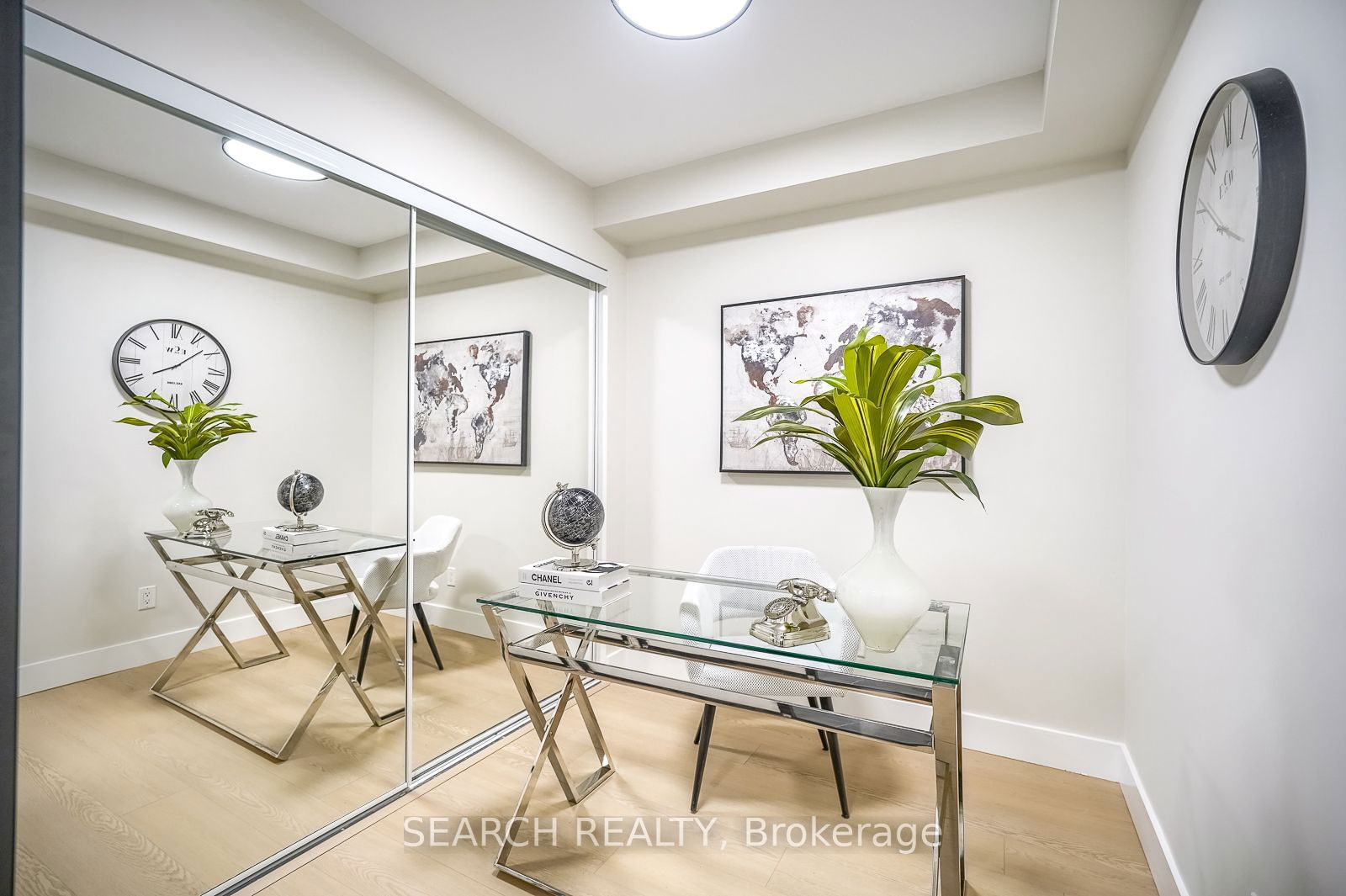 60 Heintzman St, unit 1028 for sale