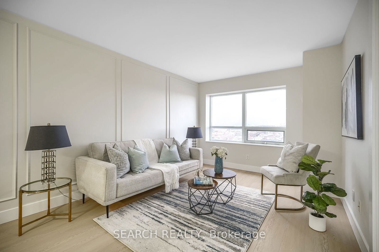 60 Heintzman St, unit 1028 for sale - image #2