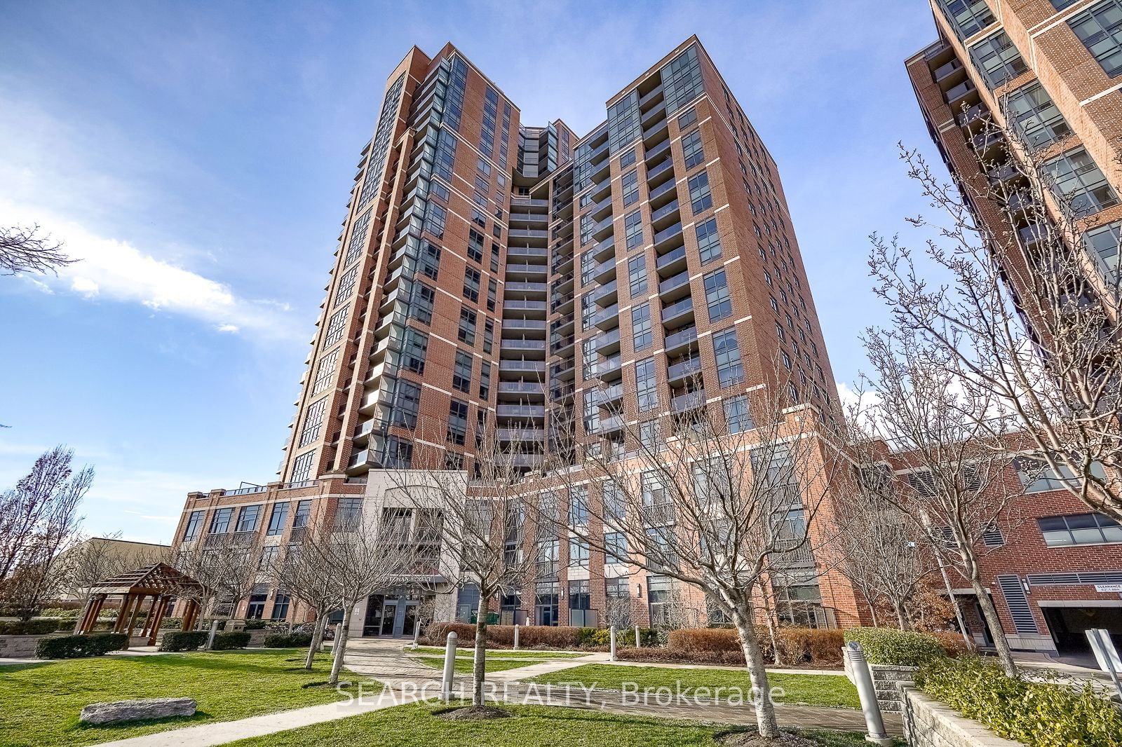 60 Heintzman St, unit 1028 for sale - image #37