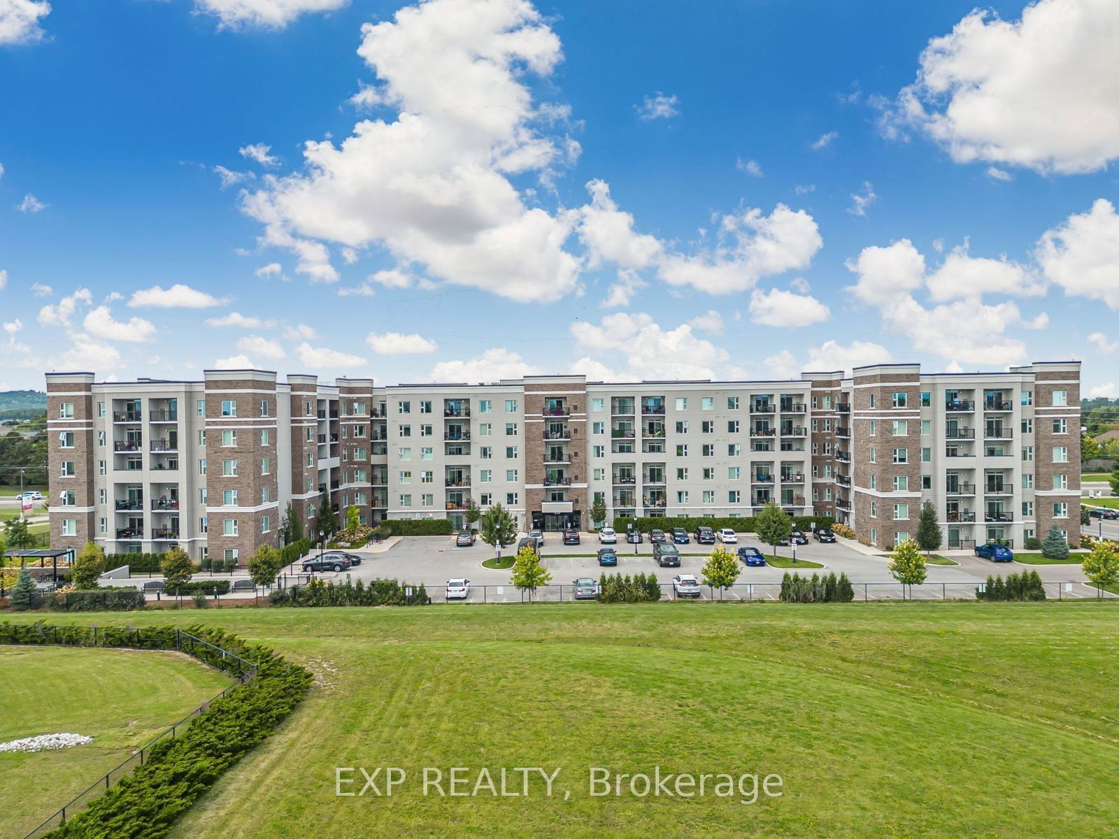 610 Farmstead Dr, unit 409 for sale - image #25