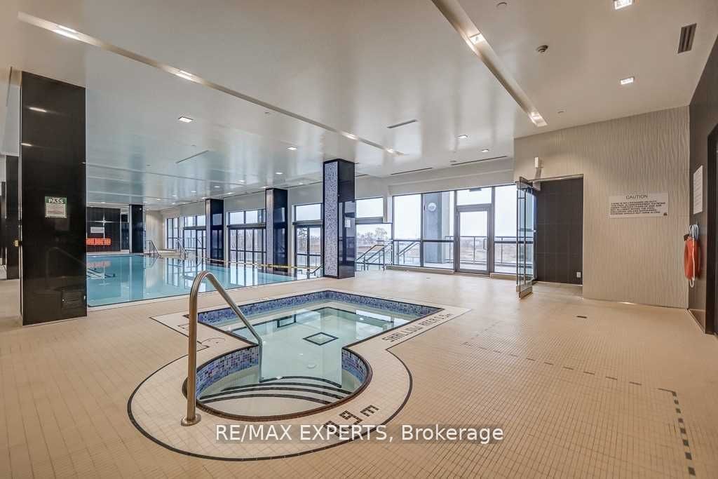 17 Zorra St, unit 2006 for sale - image #11