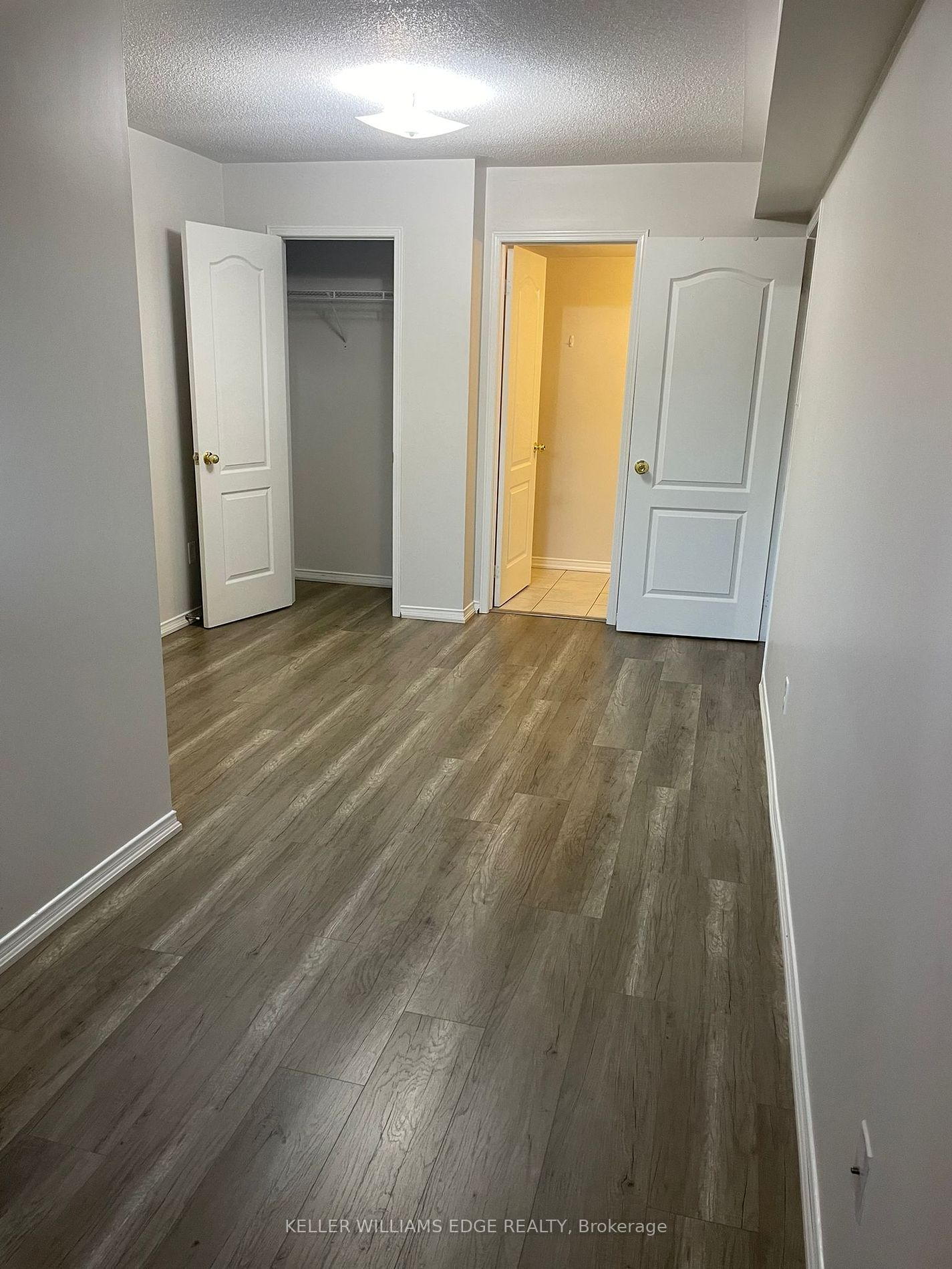 2551 Sixth Line E, unit 22 for rent - image #11