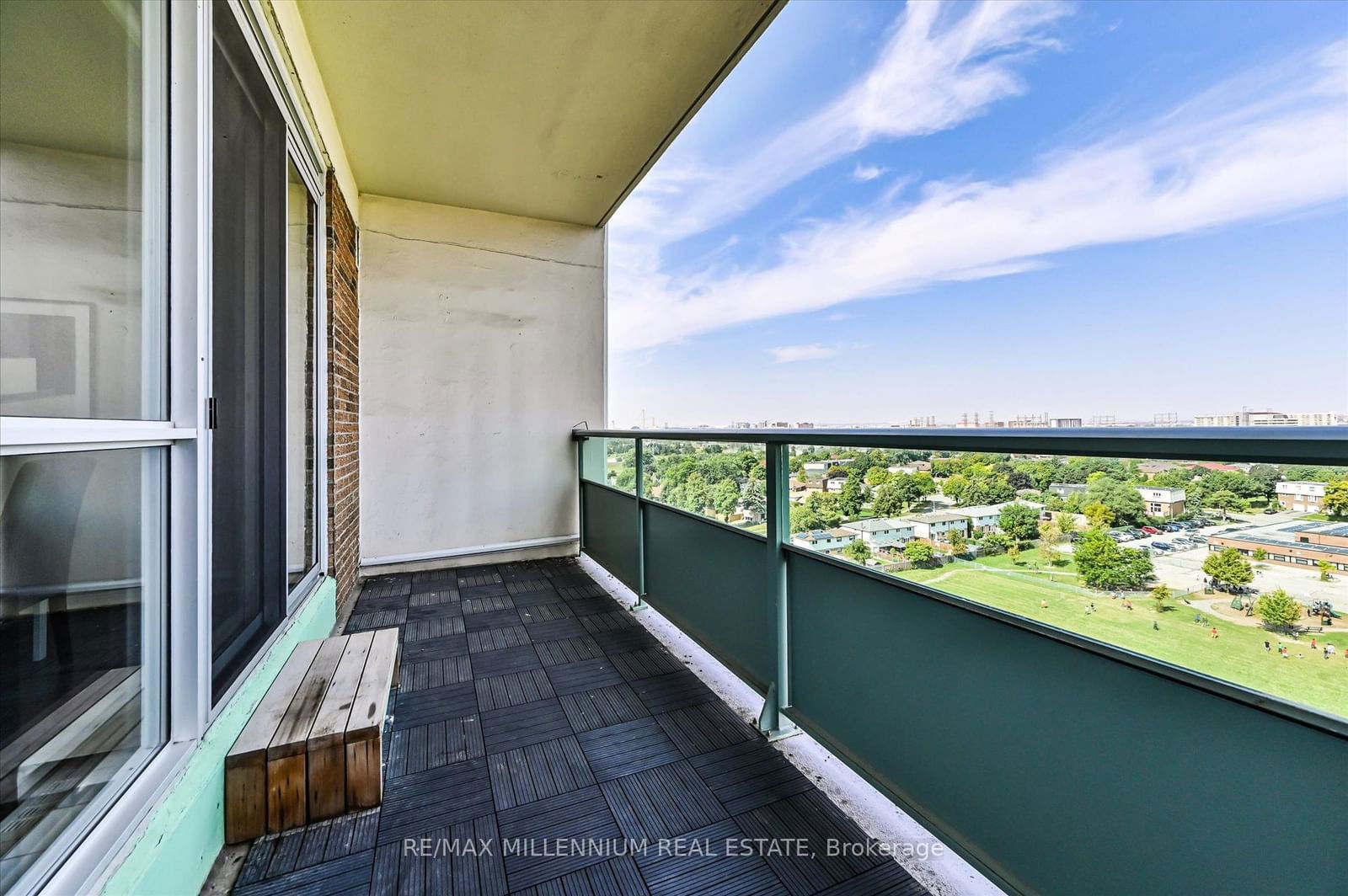 44 Longbourne Dr, unit 1202 for sale - image #17