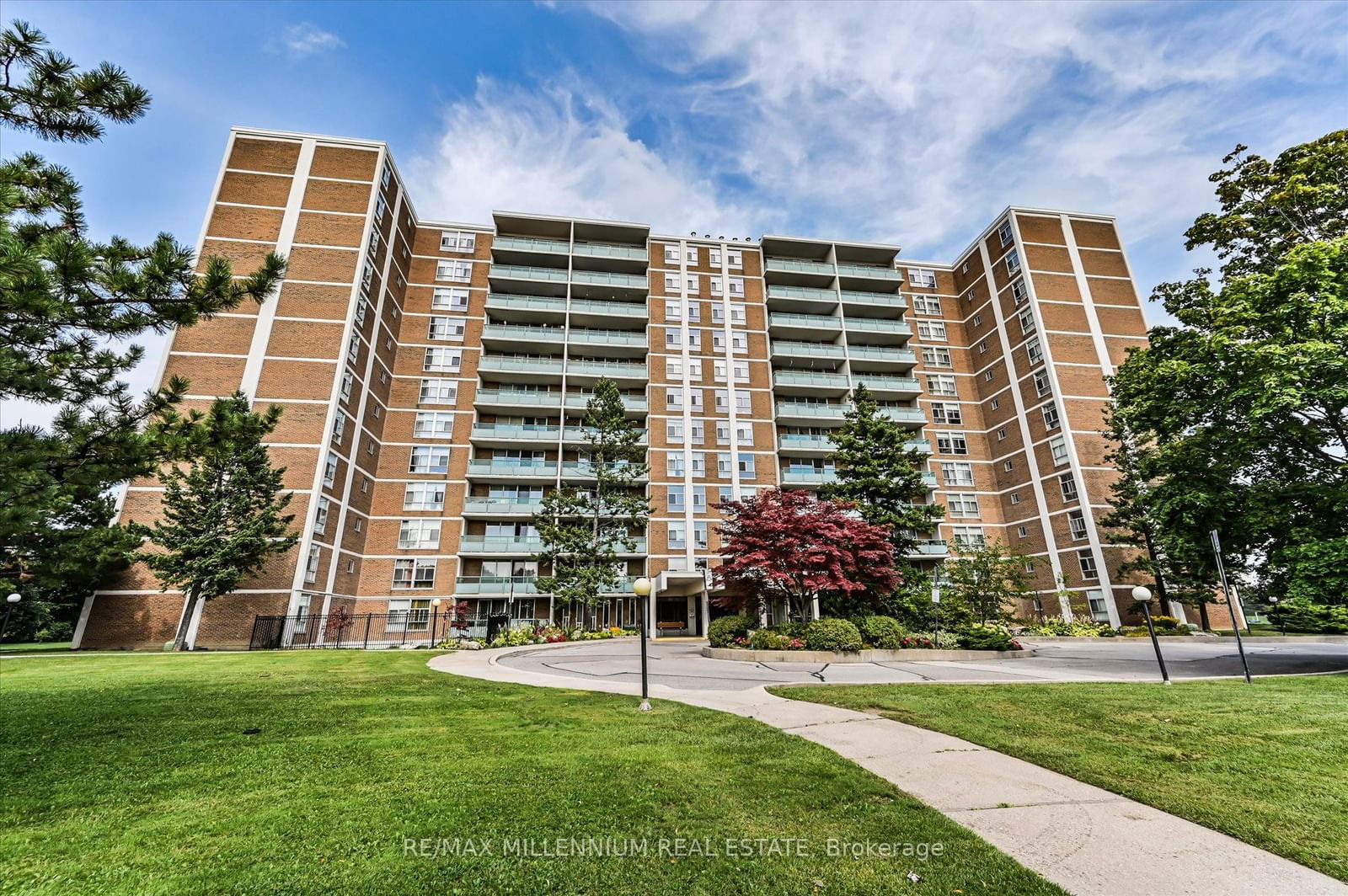 Golden Gate Condos, Etobicoke, Toronto