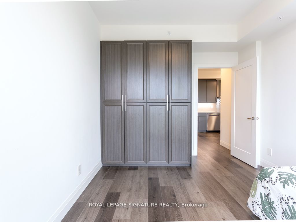 500 Brock Ave, unit 1004 for sale