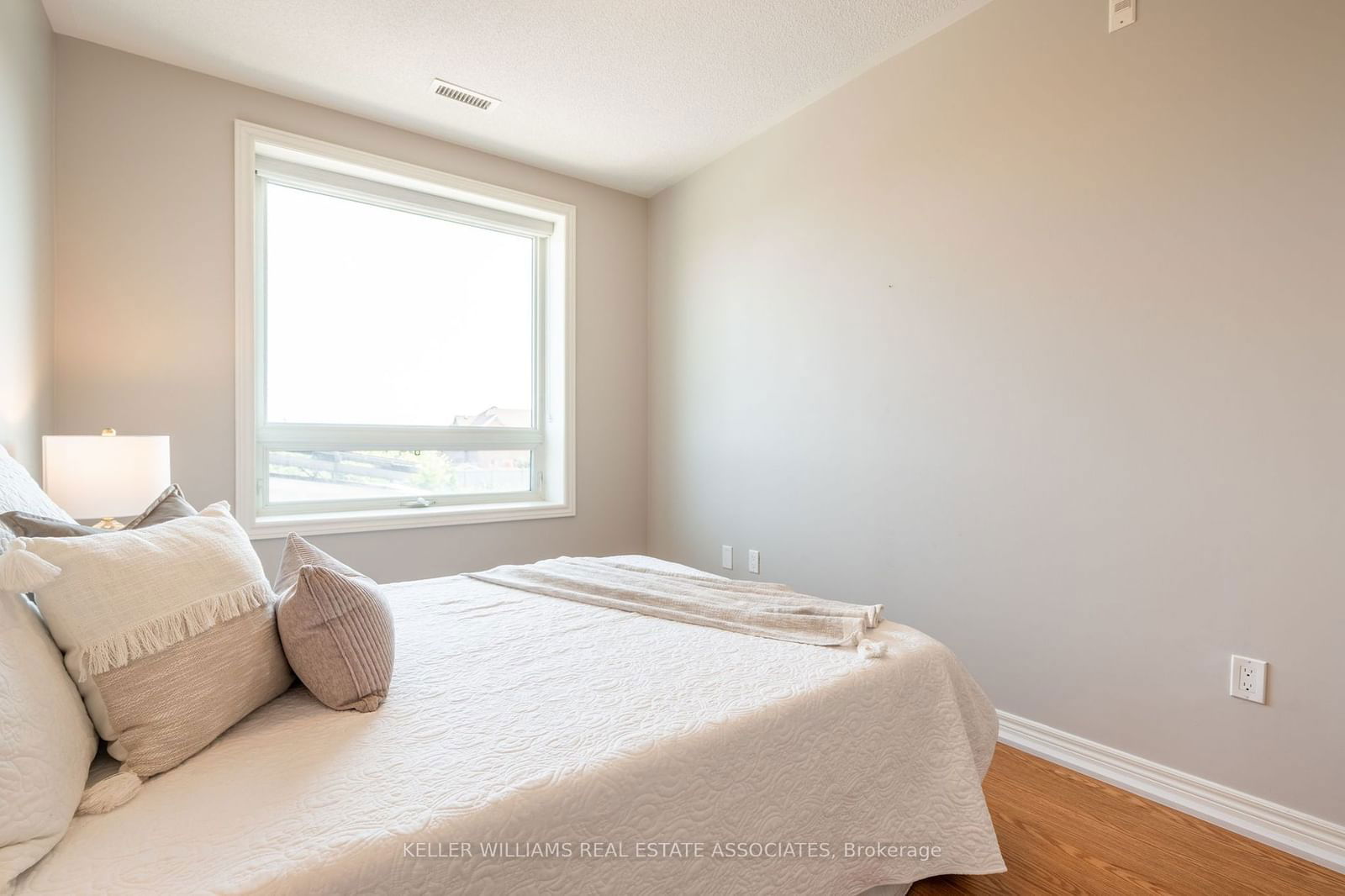 33 Whitmer St, unit 208 for sale - image #22